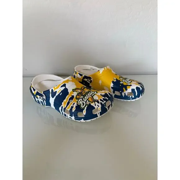 CROCS | Shoes | Crocs Classic Clogs Savannah Bananas  display picture 2